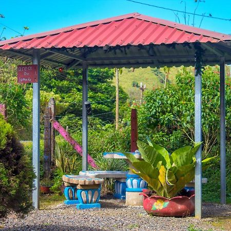Cabinas Cascada Rio Celeste Bijagua Ngoại thất bức ảnh